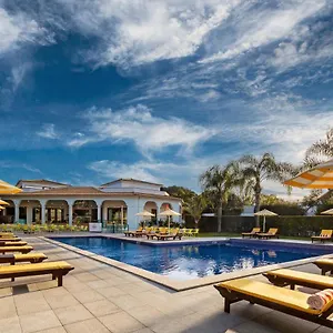 magnolia-golf-wellness-hotel.hotelaalgarve.com/